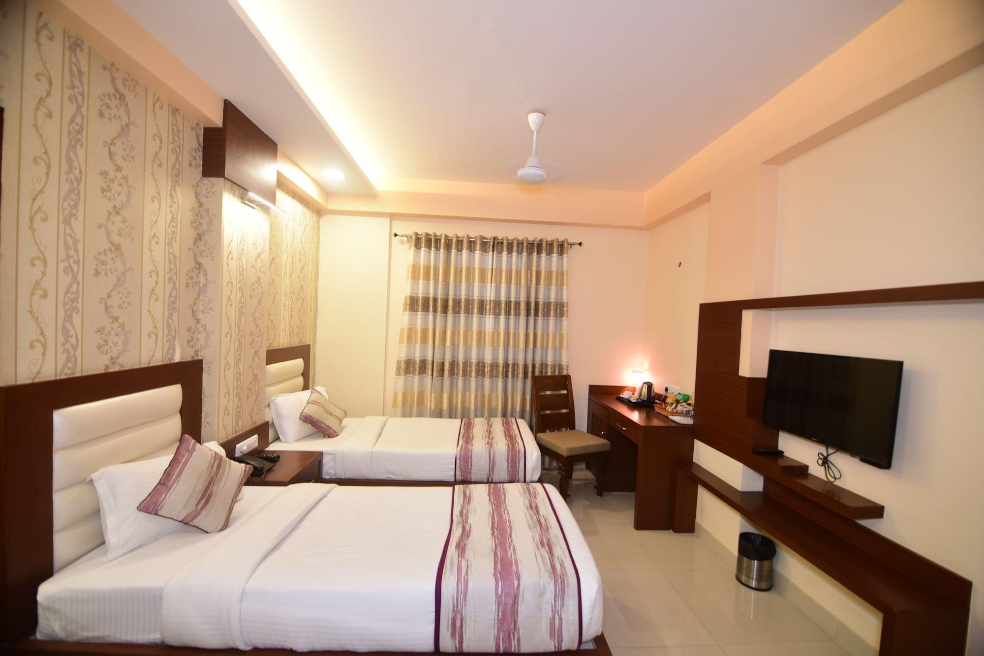 Hotel Varanasi Inn מראה חיצוני תמונה