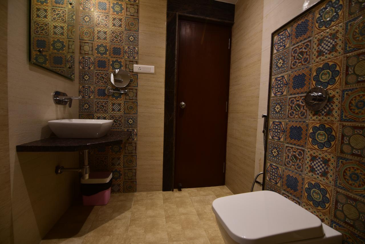 Hotel Varanasi Inn מראה חיצוני תמונה